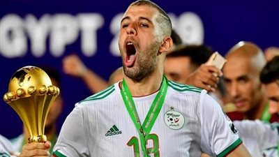 حقيقة اعتزال النجم الجزائري إسلام سليماني