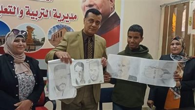 وكيل تعليم قنا يكرم الموهوبين في التربية الفنية من الطلاب و المعلمين