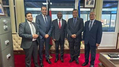 وفد هيئة الدواء يلتقي وكيل وزارة الصحة الكينية لشئون الخدمات الطبية