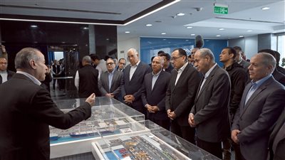 رئيس الوزراء يتفقد محطة 