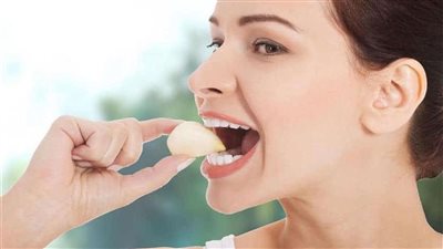  الثوم يساعد على إزالة السموم المسببة للسرطان من الجسم