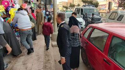 رفع الإشغالات وتجنيب الباعة الجائلين بشوارع مدينة الفيوم 