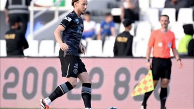 الشباب يتعادل مع الفيحاء في الشوط الأول