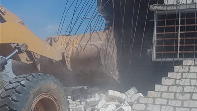 إزالة 13 حالة تعدٍّ على الأراضي الزراعية بالتل الكبير في الإسماعيلية 