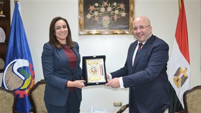 نائب محافظ البحيرة تستقبل رئيس قطاع البنك الزراعي المصري 