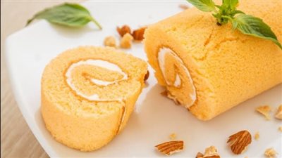 لذيذة وسهلة.. طريقة عمل سويسرول البرتقال