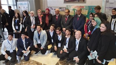 تكريم طلاب كلية الطب بجامعة الإسماعيلية  الأهلية