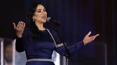 مي فاروق و DJs| اتهامات بتشويه التراث المصري وتغيير برنامج الحفل 