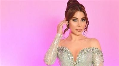 يارا تطل بفستان من وحي الخيال (صور)