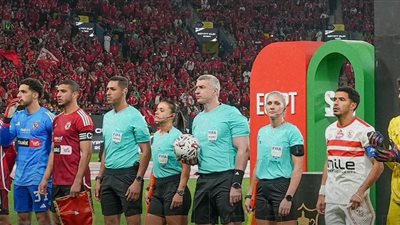 الأهلي والزمالك.. التعادل السلبي يحسم الشوط الأول