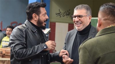 عمرو الليثي يقدم حلقة خاصة من مكان تصوير مسلسل 