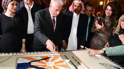 محافظ جنوب سيناء يشهد حفلًا فنيًا في الذكرى الـ35 لاسترداد طابا