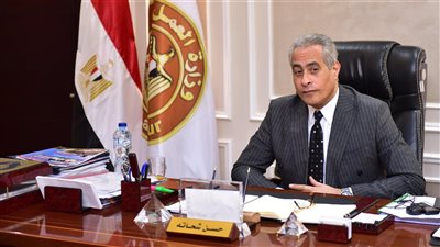 يتفقد مواقع العمل والإنتاج بالجيزة.. تفاصيل جولة وزير العمل غدًا