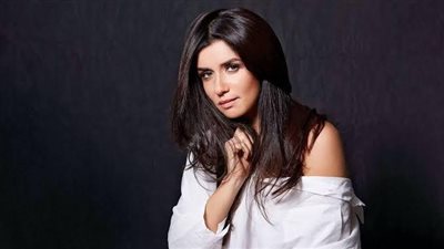 مهرجان أسوان الدولي لأفلام المرأة يكرم غادة عادل