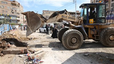  محافظ كفرالشيخ يقود حملة مكبرة لإزالة الإشغالات والتعديات 