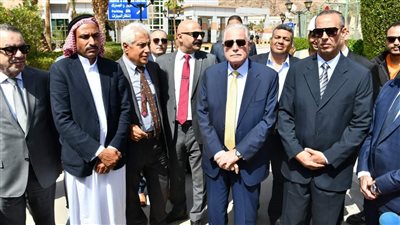 محافظ جنوب سيناء يتفقد منفذ طابا البري في الذكرى الـ 35 لاسترداد طابا