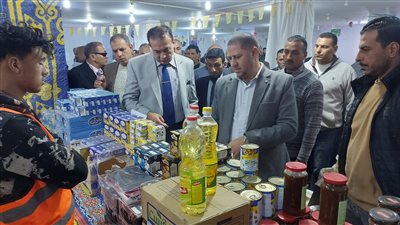 سكرتير مساعد البحيرة يفتتح معرض 