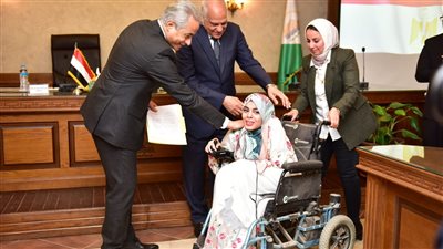 شحاتة: الرئيس السيسي حريص على دمج ذوي الهمم في سوق العمل