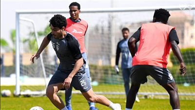 تقسيمه قويه للاعبى الزمالك البدلاء والمستبعدين من النهائى 