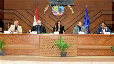 البحيرة تستعرض الإستراتيجية القومية للسكان  