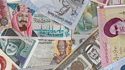 أسعار العملات العربية بمنتصف تعاملات اليوم الأحد في البنوك 