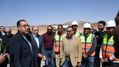 مدبولى يبدأ جولة تفقدية لمشروعات التجلي الأعظم بسانت كاترين 