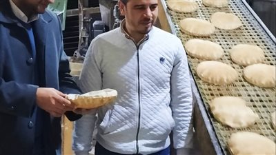 ضبط 250 عبوة غذائية منتهية الصلاحية بالبحيرة