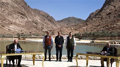 توقيع عقود الإدارة والتشغيل للمكونات السياحية والفندقية لموقع التجلي الأعظم