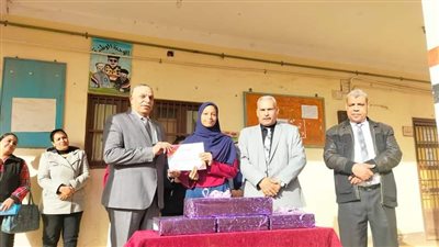 الثانوية بنات بالمنشاة تنظم ااحتفالية بمناسبة 