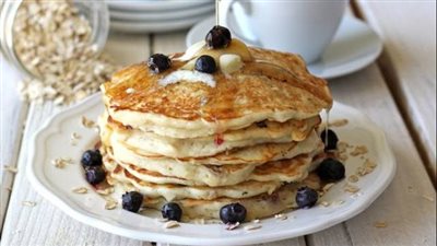 حلوى صحية لرمضان.. طريقة تحضير بان كيك بالشوفان دون بيض