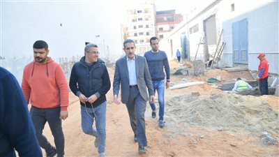 محافظ الغربية يتفقد مشروعات الرصف والتطوير بطنطا