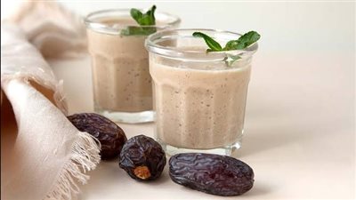مشروب رمضاني| طريقة عمل تمر بالحليب والمكسرات