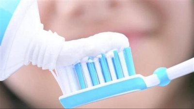 هل قطرة العين ومعجون الأسنان يفسدون الصيام؟