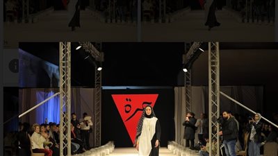 محمد نور يقدم عرض أزياء 