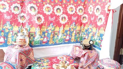 مدرسة قبطية بأسيوط تشارك طلابها المسلمين فرحتهم بزينة وأغاني وأجواء رمضانية