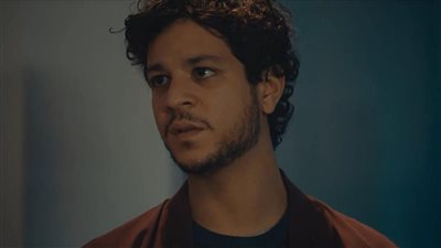 أحمد داش يكتشف  أن عصام عمر شقيقه في 