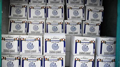  أسمنت نهضة قنا تُوزع ألف عبوة غذاء للأسر الأكثر احتياجًا 