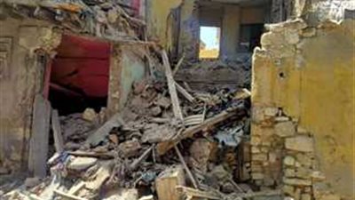   العناية الإلهية تنقذ سكان الجمرك أثر إنهيار أحد العقارات بالإسكندرية 