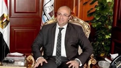 محافظ بني سويف يتابع الملفات الحيوية والزراعات والمحاصيل الاستراتيجية