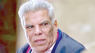 قفز من حاجز المترو.. الكاتب إبراهيم عبدالمجيد يروي طرائف ومواقف لا تُنسى من رحلاته لأوروبا