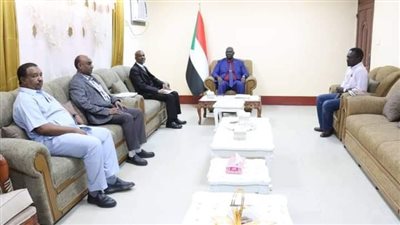 نائب رئيس مجلس السيادة الانتقالي يؤكد بحث أزمة السودانيين في مصر لأداء مناسك الحج 