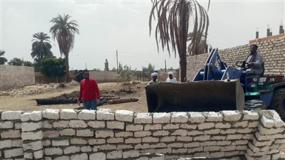 إزالة 11 حالة تعدى بمساحة 2829 م2 بمدن كوم أمبو ونصر النوبة