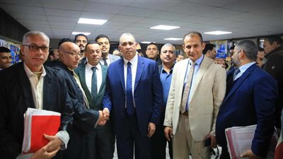 نقيب المحامين يتفقد غرف الأعضاء بمحاكم بلبيس: القيمة المضافة نتاج تعديلات قانون المحاماة 2019