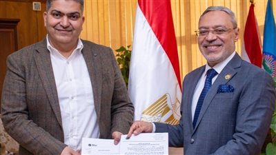 توقيع  اتفاقية لتقديم الرعاية الطبية  لأعضاء هيئة التدريس والعاملين