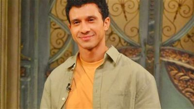 الفنان عصام عمر لـ