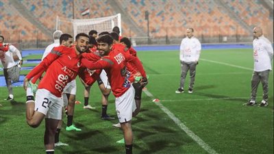 موعد أولى مواجهات المنتخب الوطني بدورة دبي الدولية