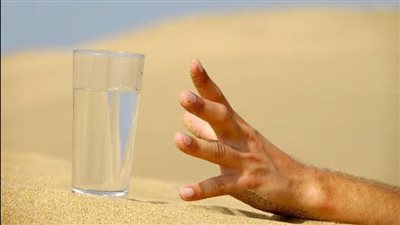 الجفاف.. ماذا يحدث للقلب عندما لا يحصل الجسم على سوائل كافية؟