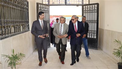 محافظ القليوبية يستقبل مدير صندوق مكتبات مصر العامة