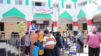 الكشف على 1153مواطن بقرية دمرو بمركز سيدي سالم بكفر الشيخ 