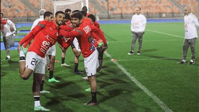غموض بشأن موقف لاعبي الأهلي الدوليين مع المنتخب 